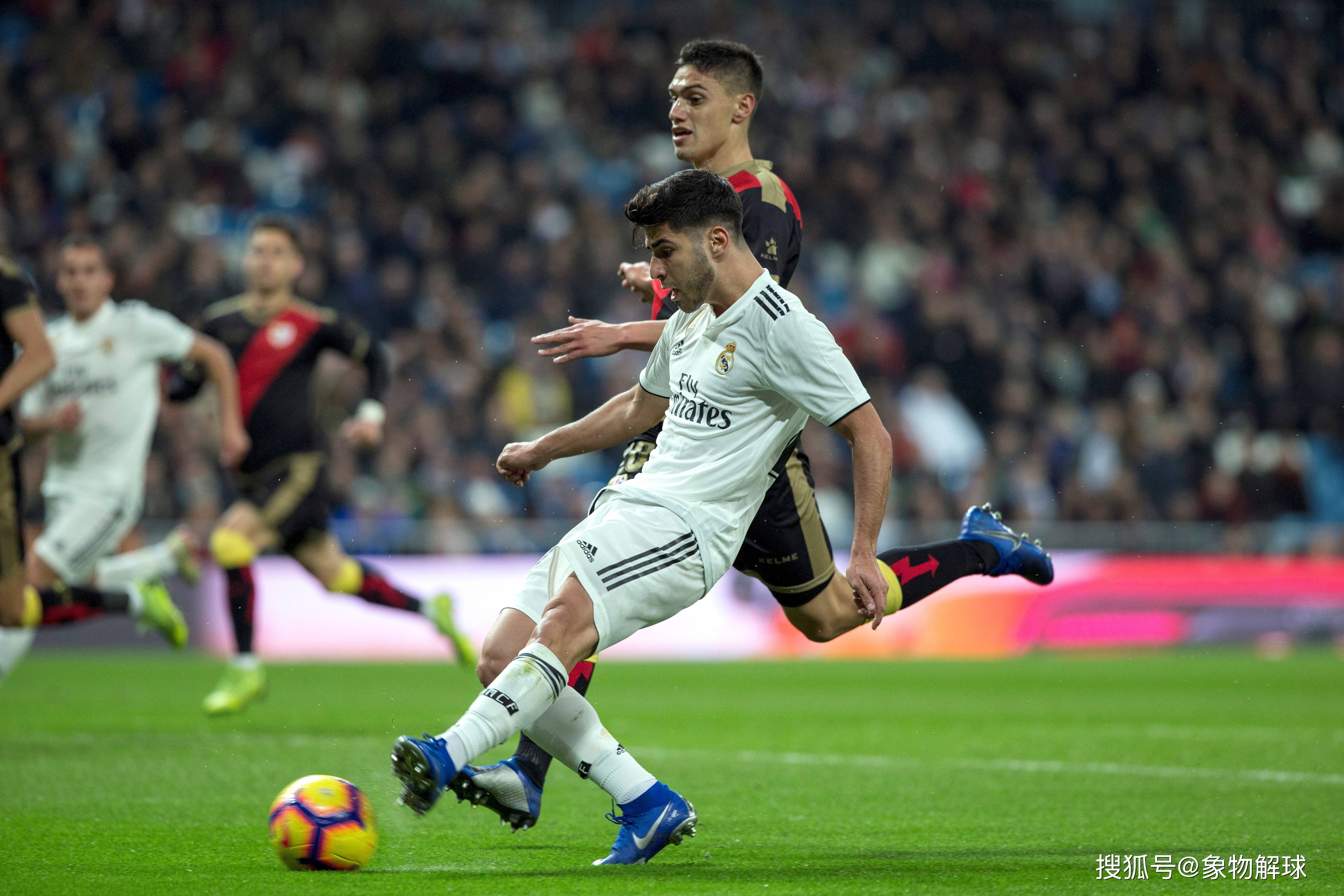 开云体育网址-包含清晨体能课后；皇家马德里门线救险备战欧超杯；目标明确；控场能力受关注的词条-开云体育网址