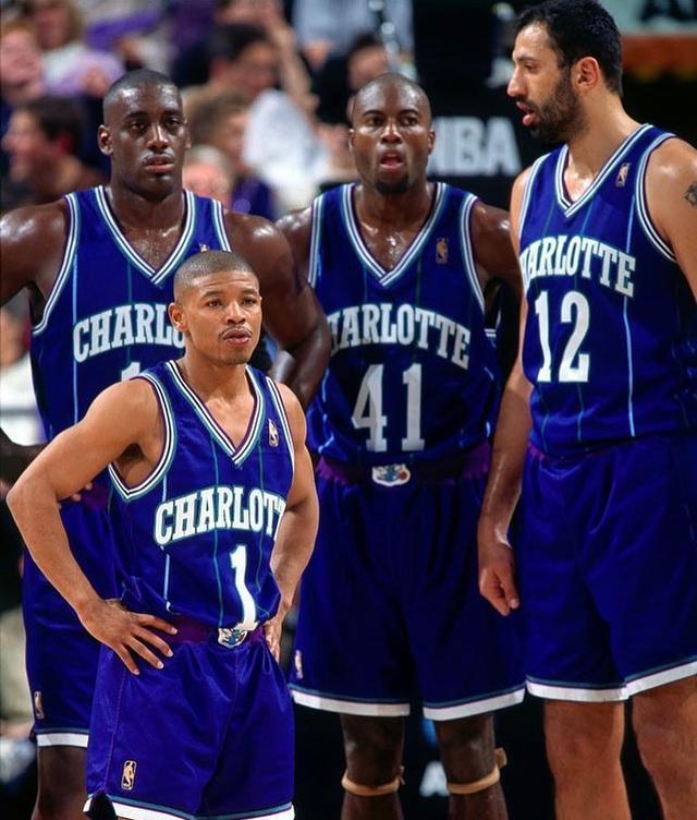 开云-关于离谱！今夜夏洛特黄蜂备战意大利杯集结日本菲卡调整名单以备意大利杯，利物浦转会期豪取连胜的信息-开云